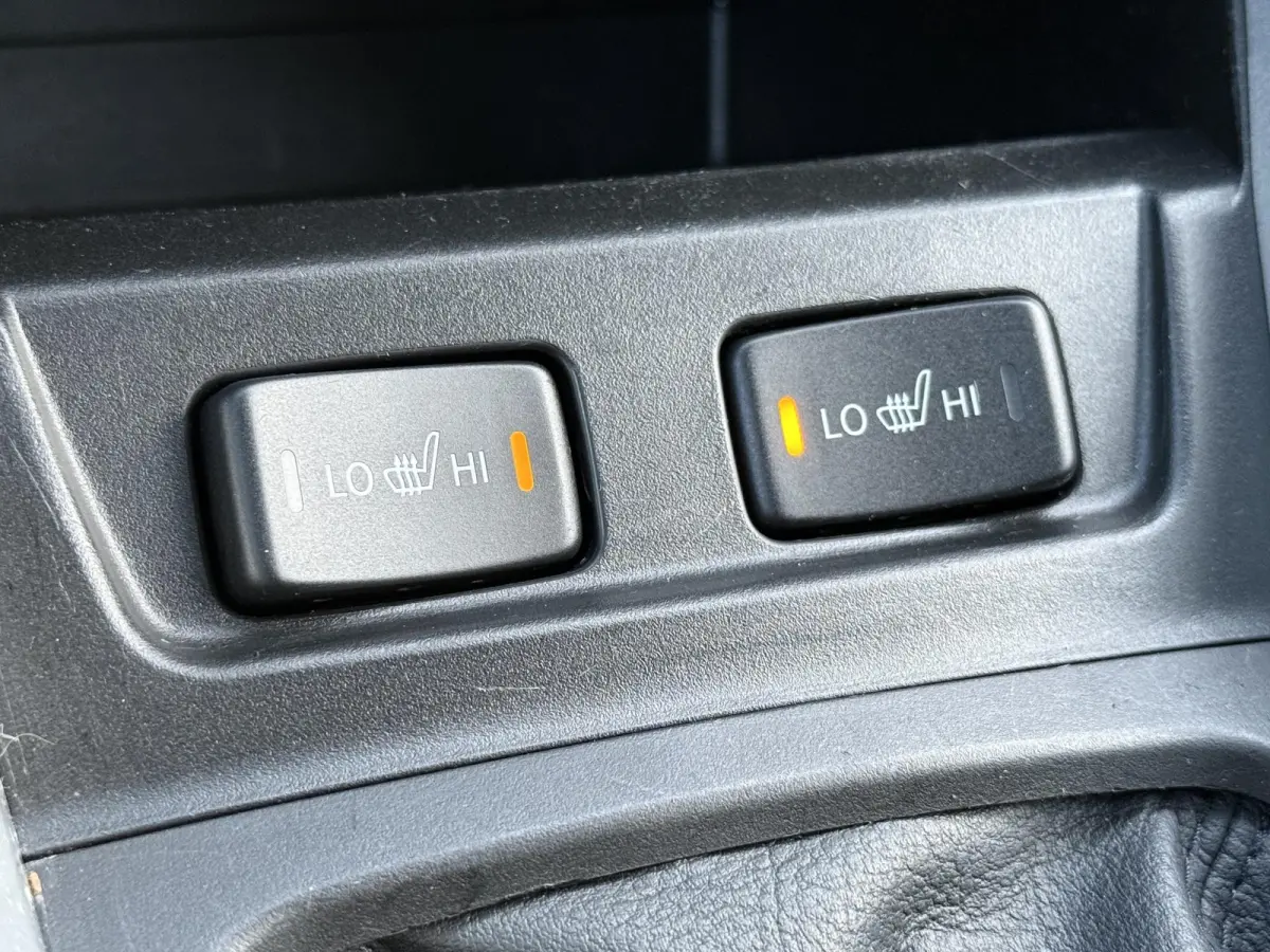 1.6 Exclusive Navi,Camera,Stoelverwarming,120pk,Clima,Cruise,Lm velgen,2e Eigenaar,Apk tot 06-2027