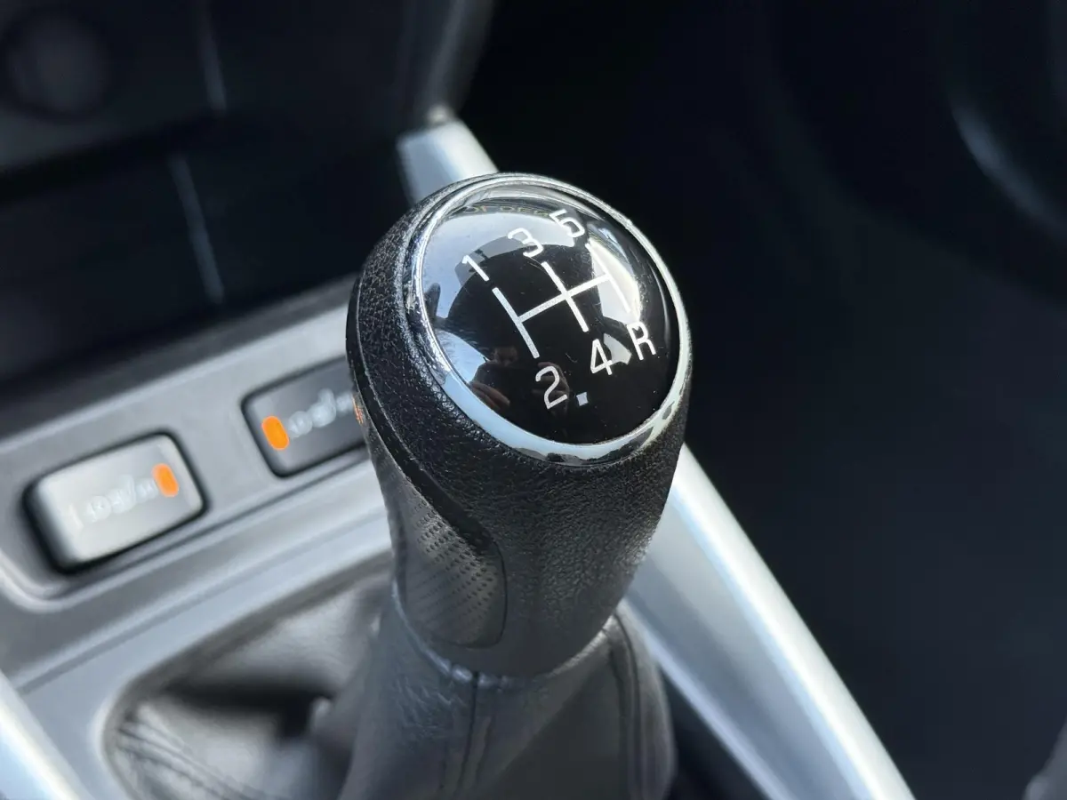1.6 Exclusive Navi,Camera,Stoelverwarming,120pk,Clima,Cruise,Lm velgen,2e Eigenaar,Apk tot 06-2027