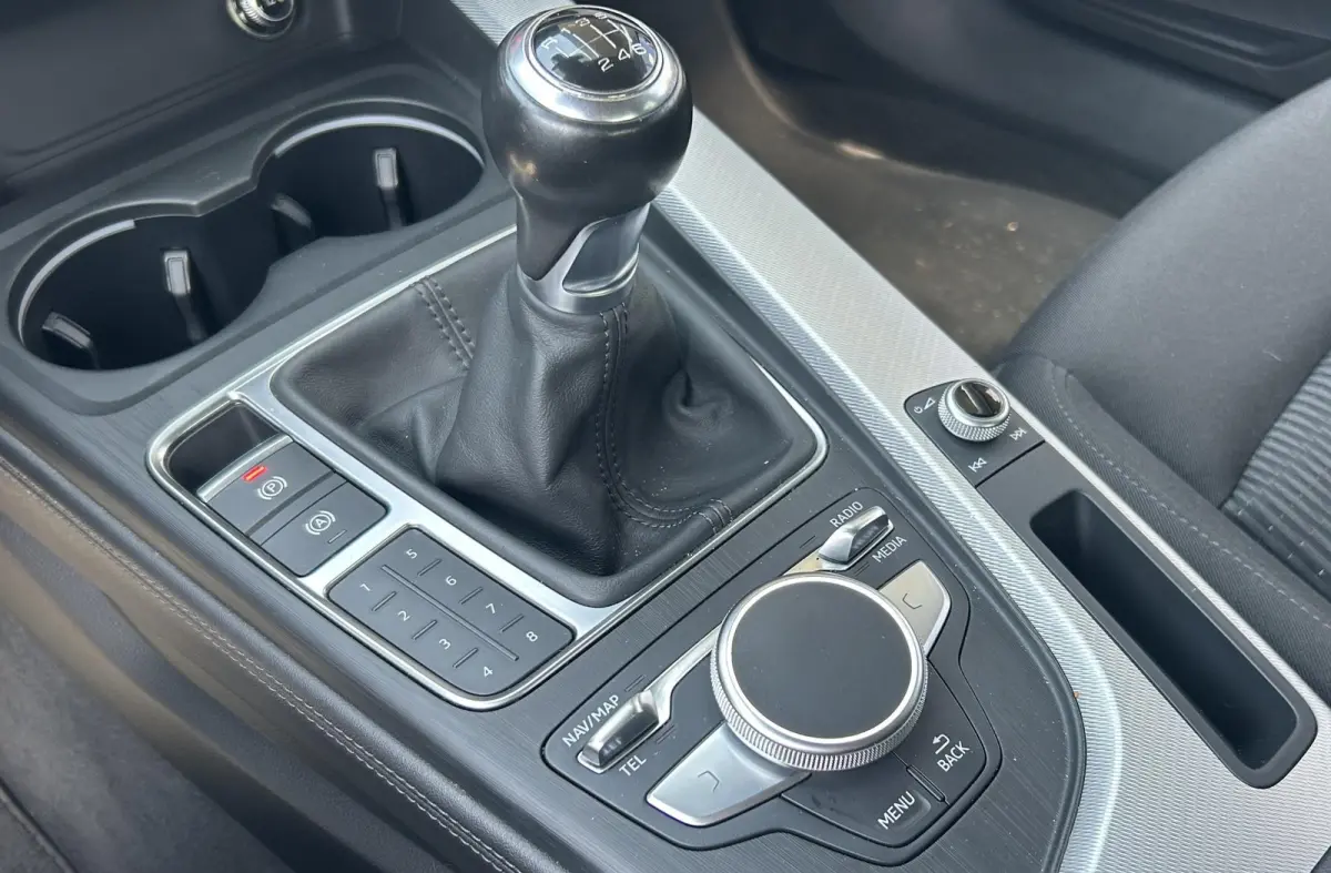2.0 TFSI ultra Sport Pro Line S 190PK | Uniek! | Zeer Nette Staat! | VOLLEDIG DEALERONDERHOUDEN | NL AUTO | Wegklapbare Trekhaak | Matrix | Head Up | Keyless Entry & Start | Carplay | Stoelv