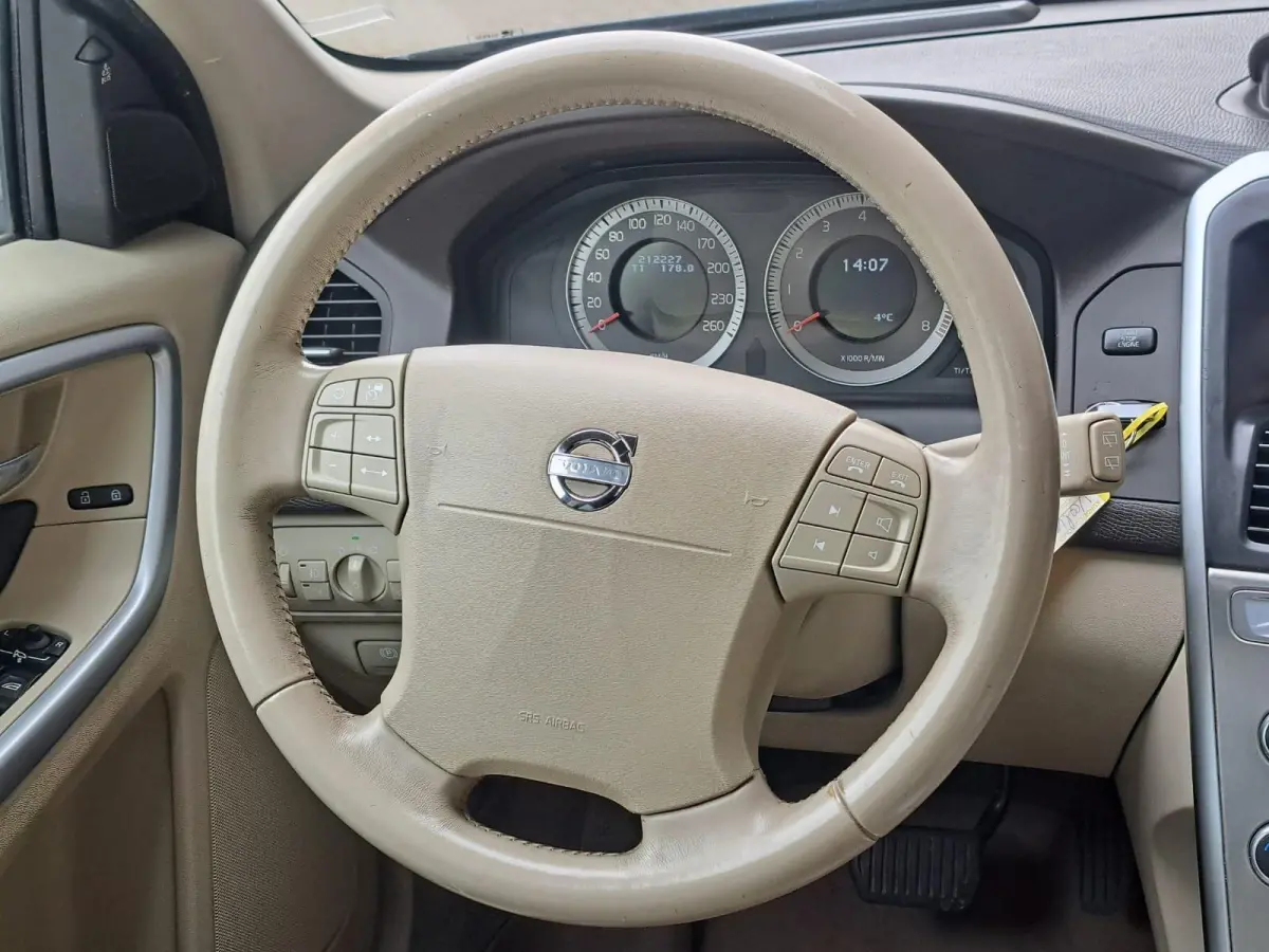 3.0 T6 AWD Summum/Leer/Pano/Navi/19''/286PK/Vol!