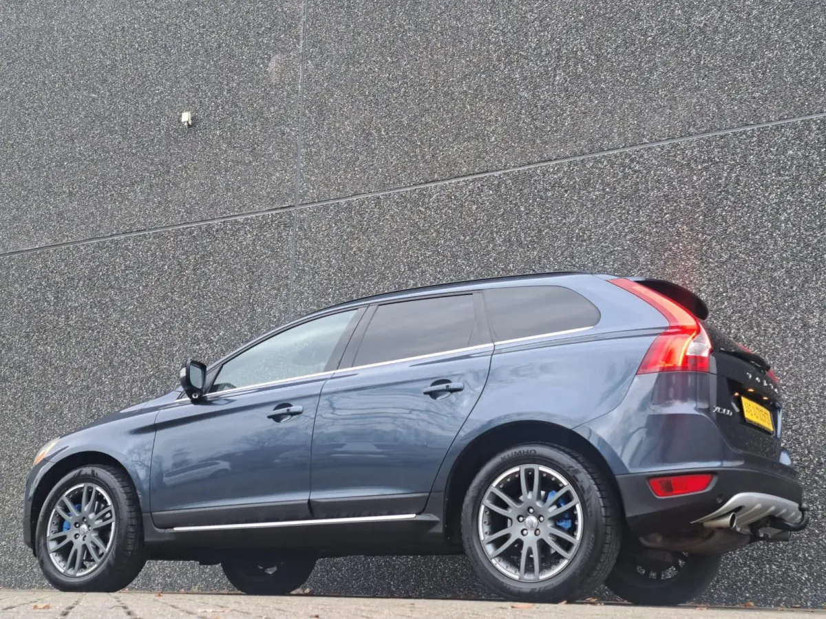 3.0 T6 AWD Summum/Leer/Pano/Navi/19''/286PK/Vol!