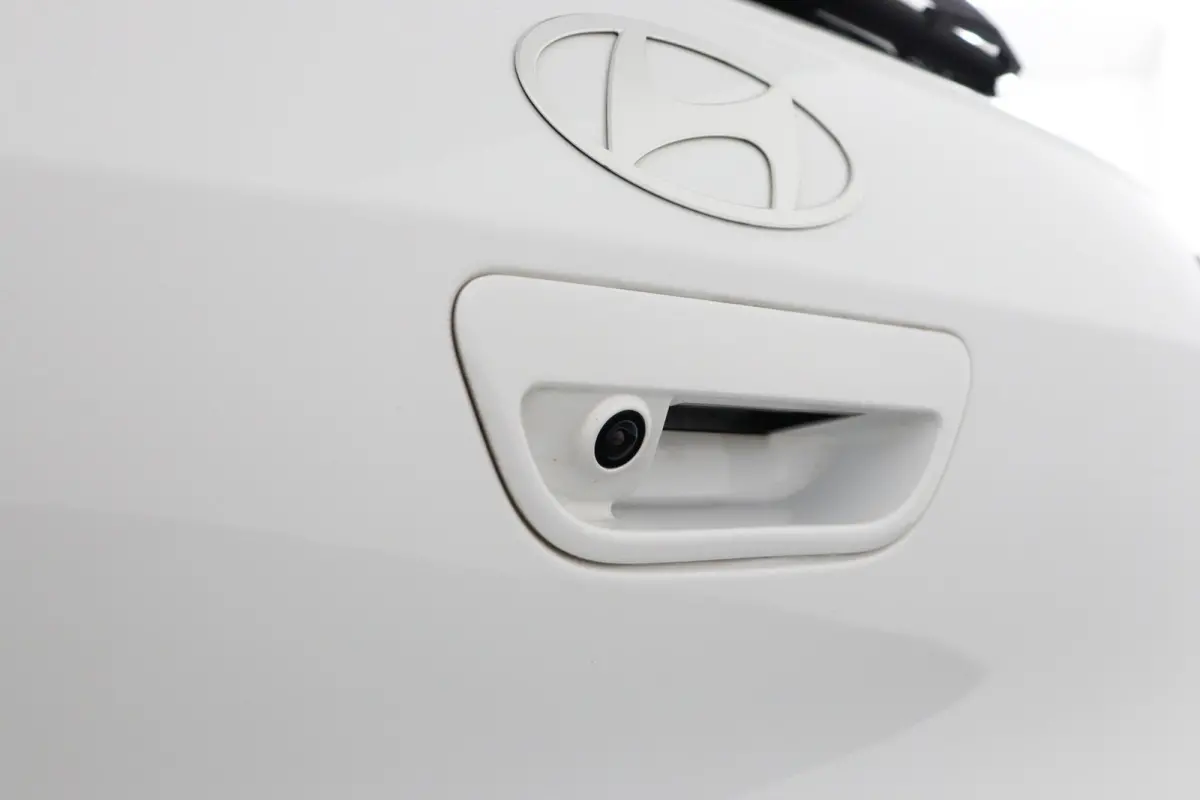1.0 T-GDI N Line 5-zits | Camera | Stoel- & Stuurverwarming | Navigatie | CarPlay |