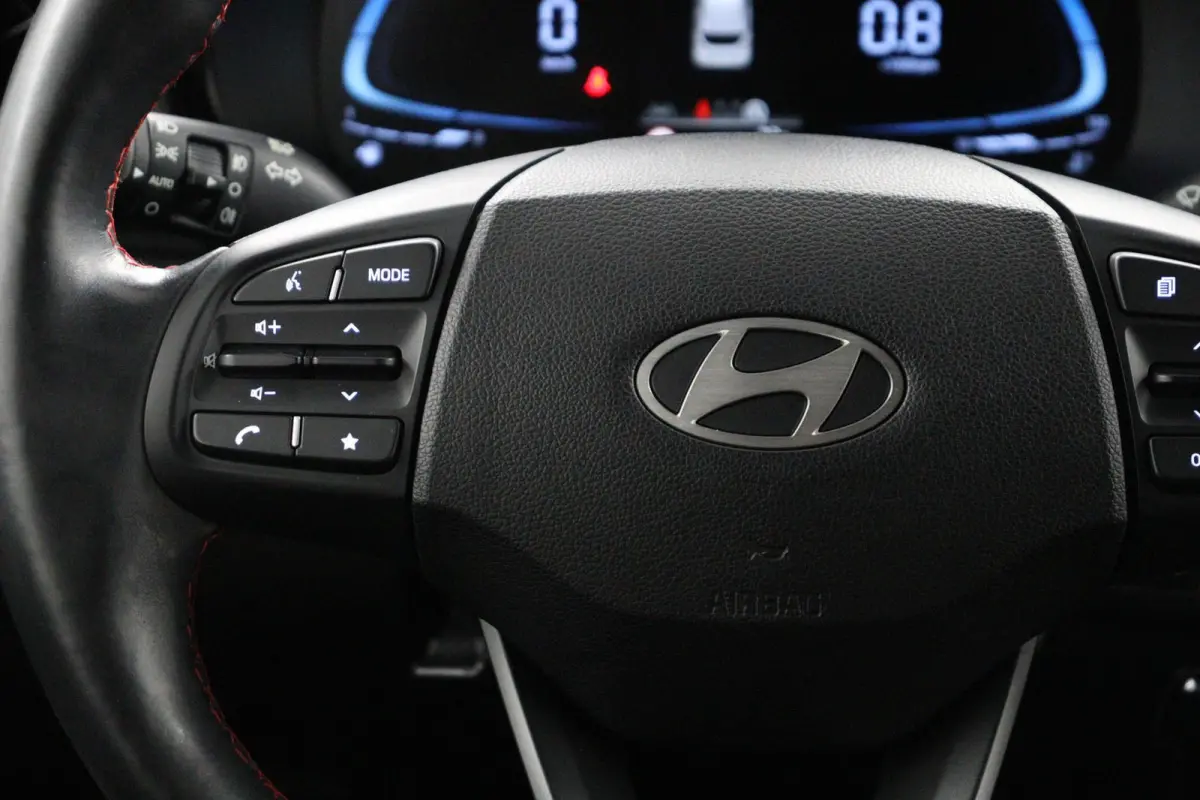 1.0 T-GDI N Line 5-zits | Camera | Stoel- & Stuurverwarming | Navigatie | CarPlay |