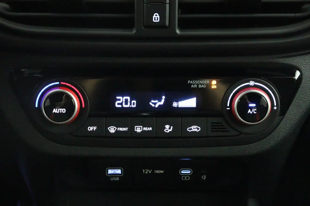 1.0 T-GDI N Line 5-zits | Camera | Stoel- & Stuurverwarming | Navigatie | CarPlay |