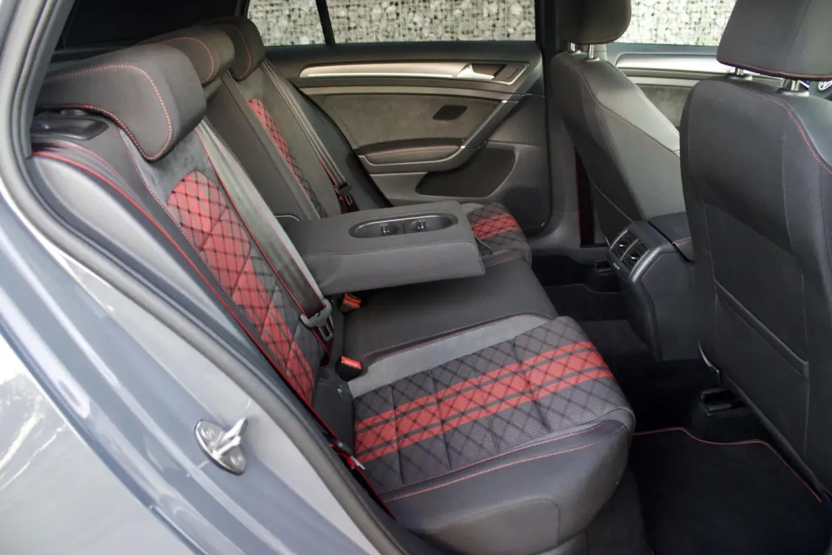 7.5 GTI TCR | DynAudio - Pano - DCC - Camera