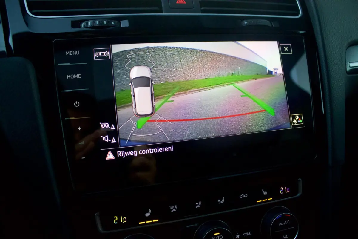 7.5 GTI TCR | DynAudio - Pano - DCC - Camera
