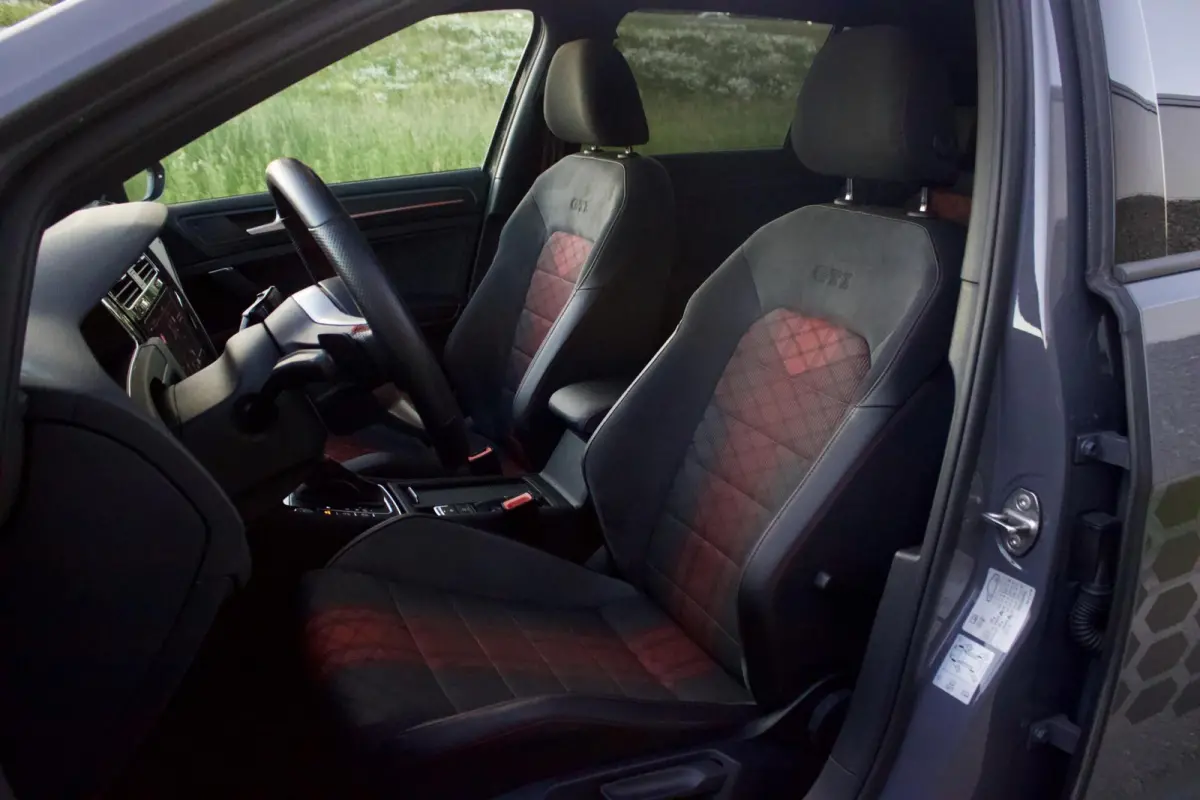 7.5 GTI TCR | DynAudio - Pano - DCC - Camera