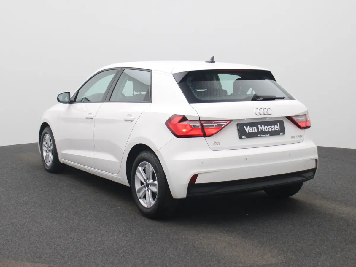 1.0 25 TFSI 70kW | LICHTMETALEN VELGEN | PARKEERSENSOREN | AIRCO