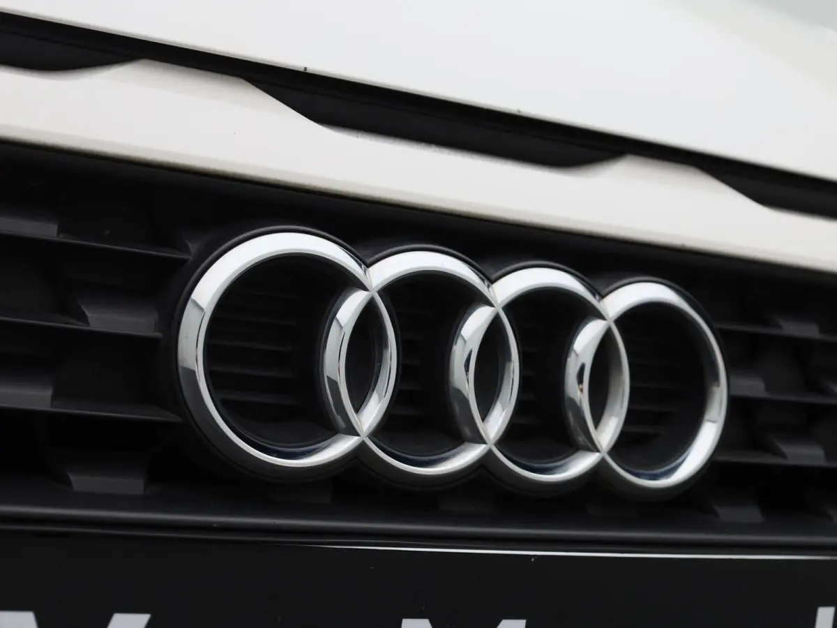 1.0 25 TFSI 70kW | LICHTMETALEN VELGEN | PARKEERSENSOREN | AIRCO