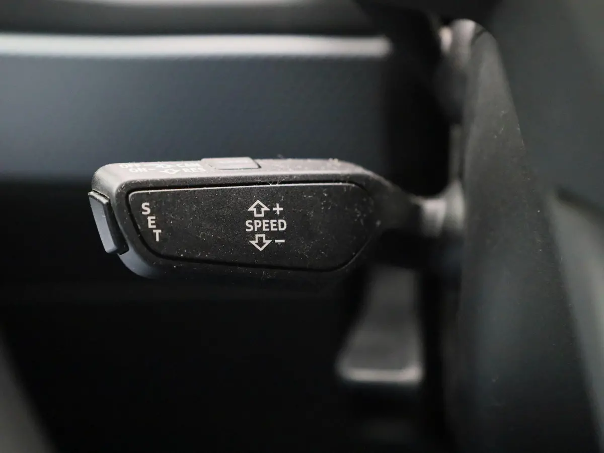 1.0 25 TFSI 70kW | LICHTMETALEN VELGEN | PARKEERSENSOREN | AIRCO