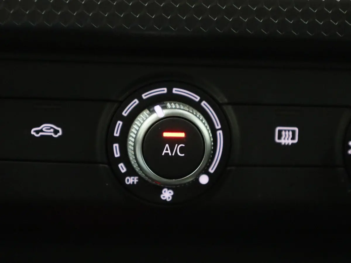 1.0 25 TFSI 70kW | LICHTMETALEN VELGEN | PARKEERSENSOREN | AIRCO