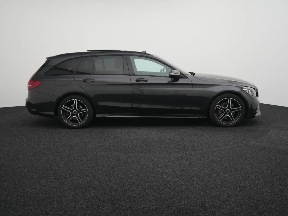 180 Business Solution AMG | AUTOMAAT | PANORAMADAK | AMG | 360 CAMERA | LMV | LEDER | SPORTSTOELEN | VIRTUEEL | NAVIGATIE | 12 MAANDEN BOVAG GARANTIE |