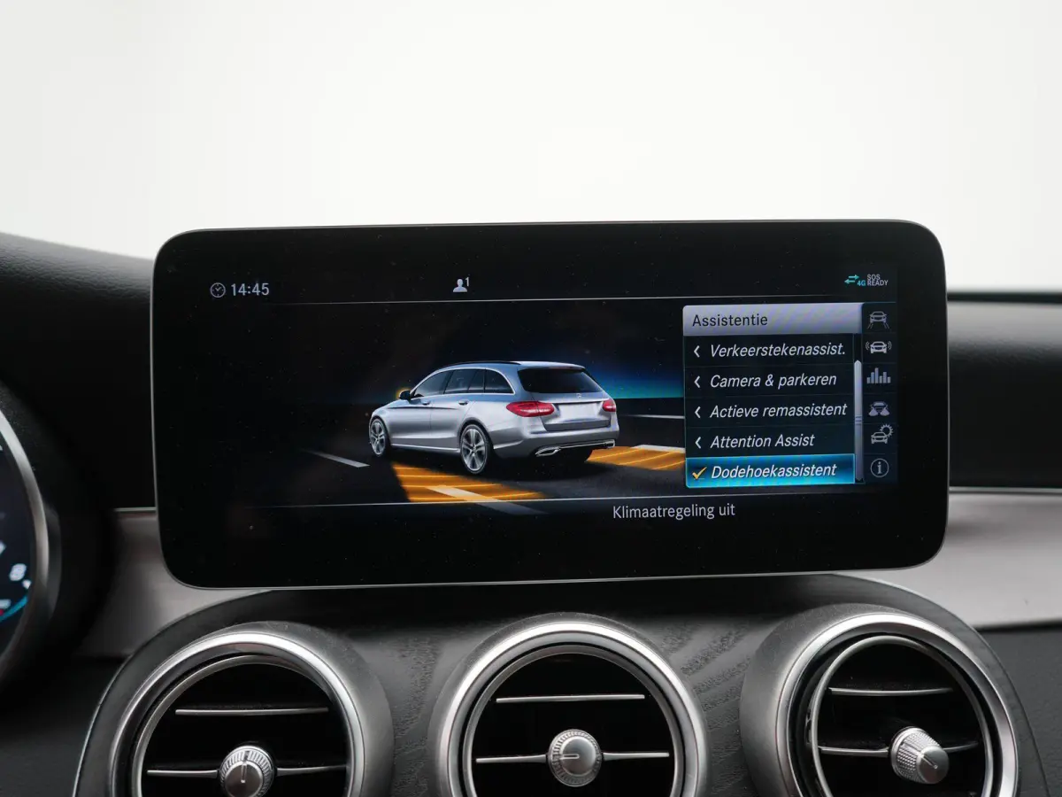 180 Business Solution AMG | AUTOMAAT | PANORAMADAK | AMG | 360 CAMERA | LMV | LEDER | SPORTSTOELEN | VIRTUEEL | NAVIGATIE | 12 MAANDEN BOVAG GARANTIE |