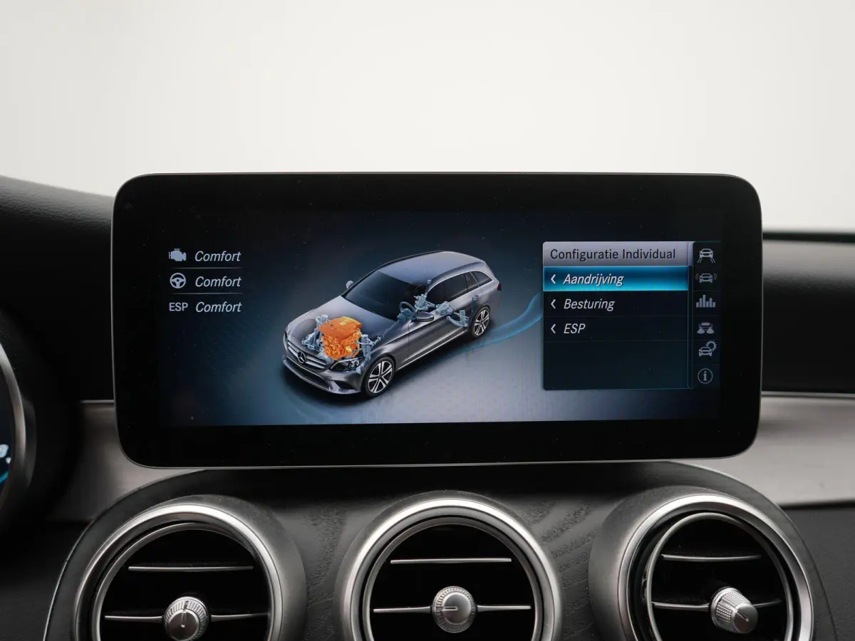 180 Business Solution AMG | AUTOMAAT | PANORAMADAK | AMG | 360 CAMERA | LMV | LEDER | SPORTSTOELEN | VIRTUEEL | NAVIGATIE | 12 MAANDEN BOVAG GARANTIE |