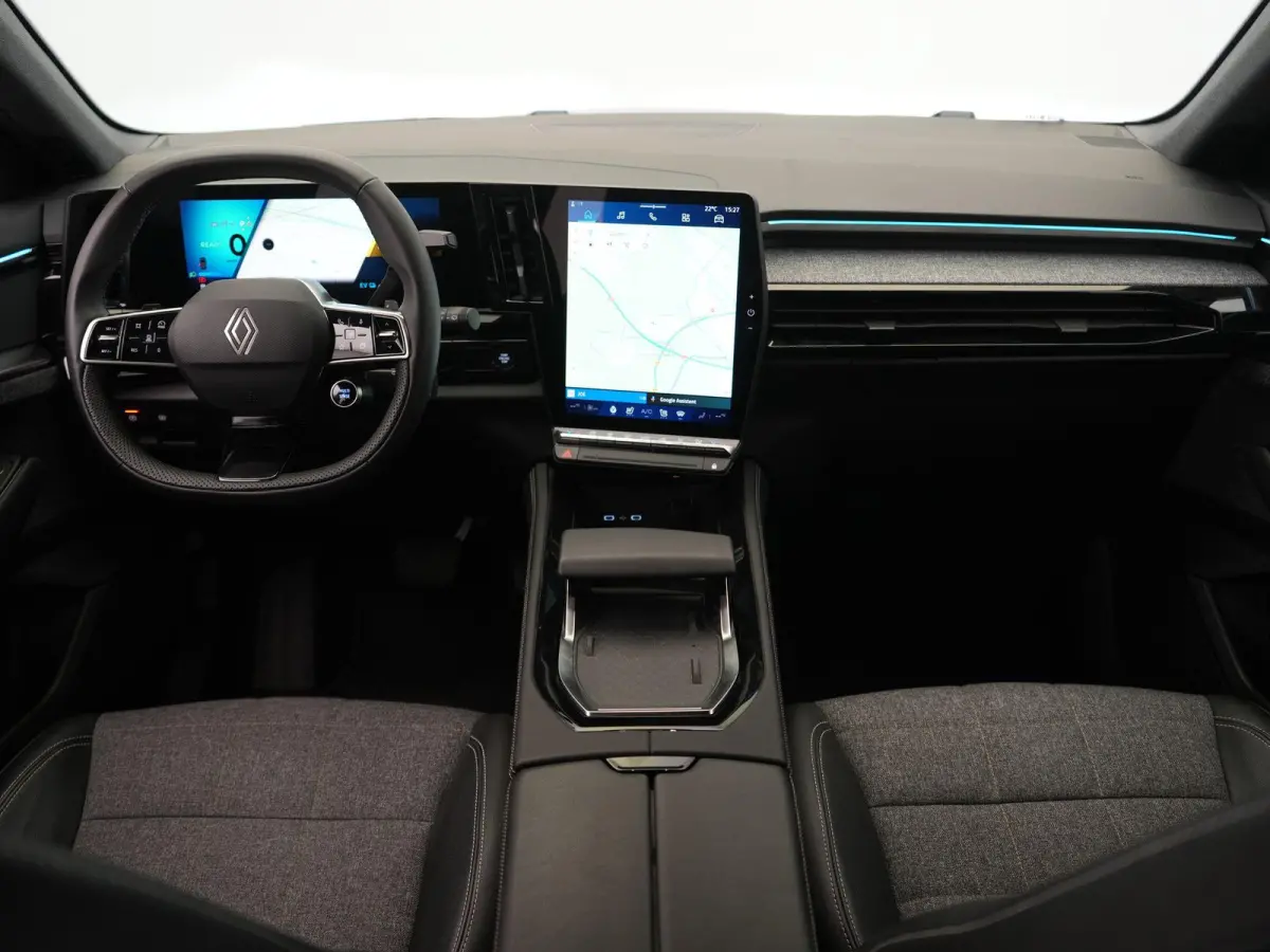 E-Tech full hybrid 200 techno 5p. AUTOMAAT | ADAPTIEVE CRUISE | CAMERA | STOEL & STUURVERWARMING | NAVIGATIE | PDC | LMV | APPLE CARPLAY | ELEKTRISCHE STOEL | 12 MAANDEN BOVAG GARANTIE |