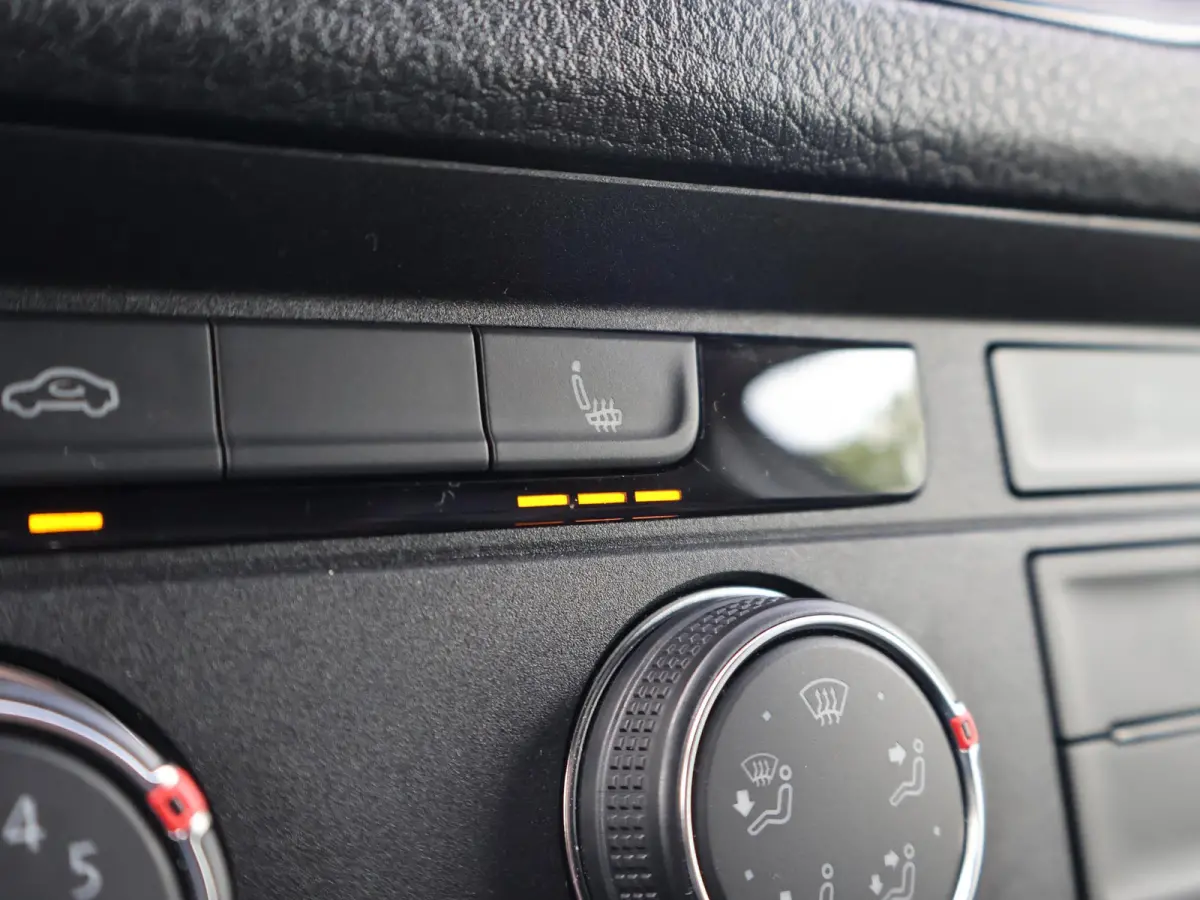 35 2.0 TDI 177 PK AUT. L3H3 + 3000 KG TREKHAAK | ADAPTIVE CRUISE | LED | CAMERA | CARPLAY | STOELVERW.