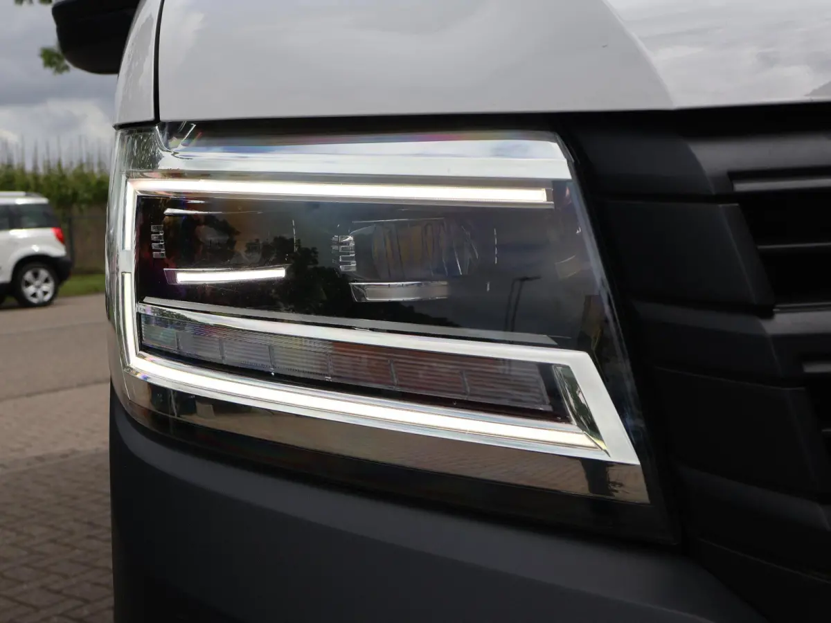 35 2.0 TDI 177 PK AUT. L3H3 + 3000 KG TREKHAAK | ADAPTIVE CRUISE | LED | CAMERA | CARPLAY | STOELVERW.