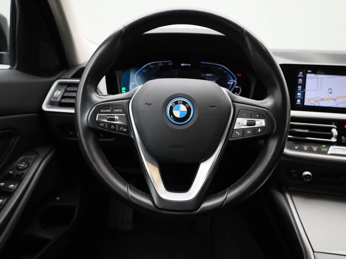 320e AUTOMAAT | LEDER | SPORTSTOELEN | NAVIGATIE | CAMERA | STOELVERWARMING | CRUISE | CLIMA | VIRTUEEL | 12 MAANDEN BOVAG GARANTIE |