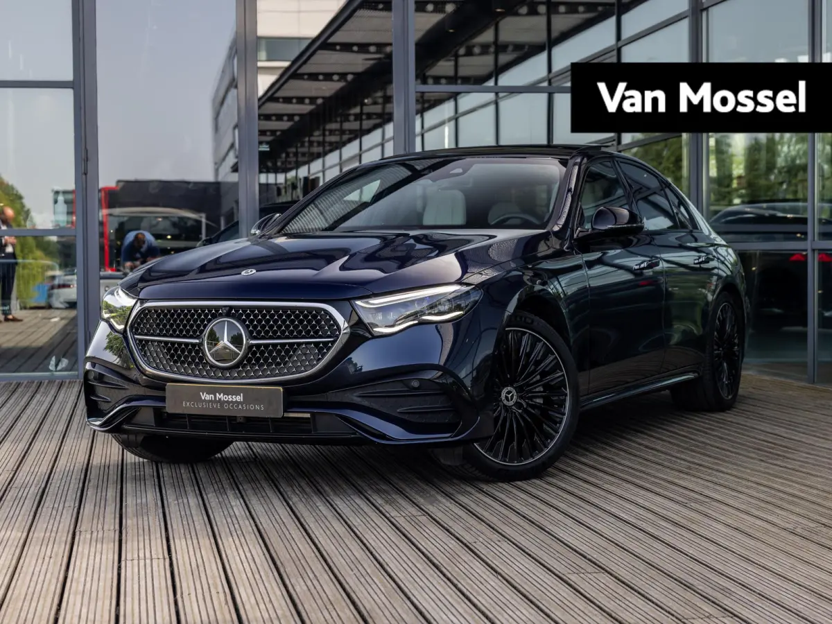 300 e AMG Line | SOFTCLOSE | AIRMATIC | HEAD-UP | ACHTERASBESTURING | STOELMASSAGE | STOELVENTILATIE | 20 INCH | RIJ-ASSISTENTIE PAKKET | 360 CAMERA | KEYLESS | ELEKTR.TREKHAAK | PANORAMA/SC