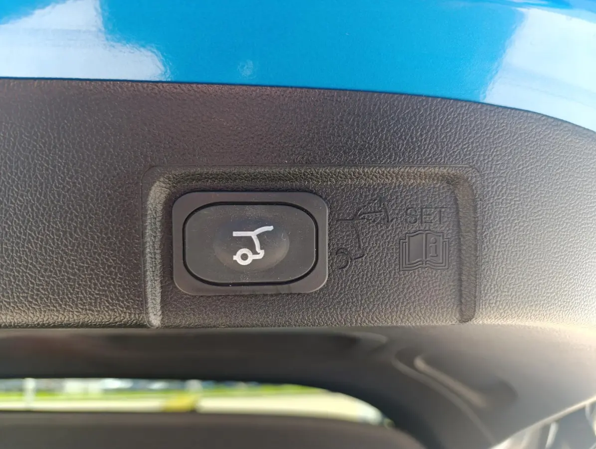 1.0 EcoBoost ST-Line | Elek. Achterklep | Stoel/stuur voorruitverwarming | Key-less entry | Cruise Control | Camera |
