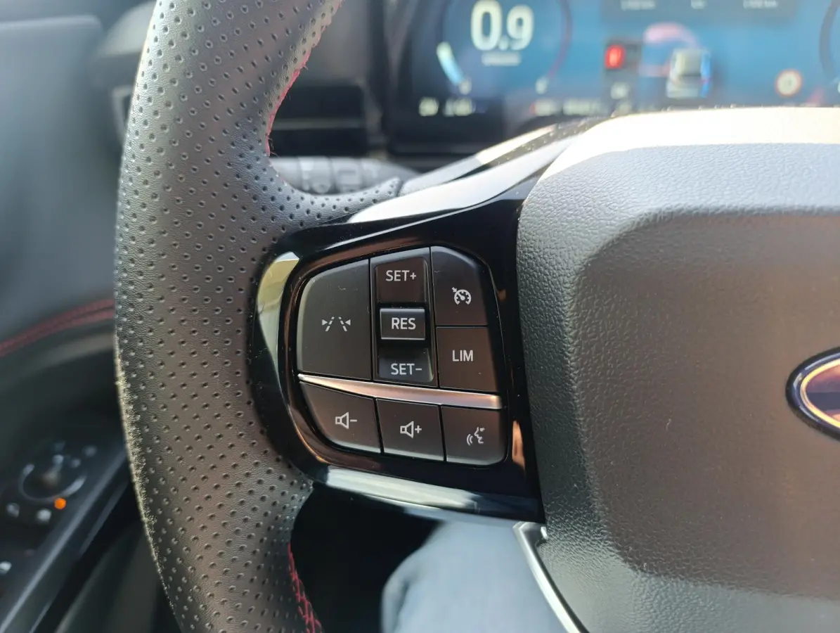 1.0 EcoBoost ST-Line | Elek. Achterklep | Stoel/stuur voorruitverwarming | Key-less entry | Cruise Control | Camera |