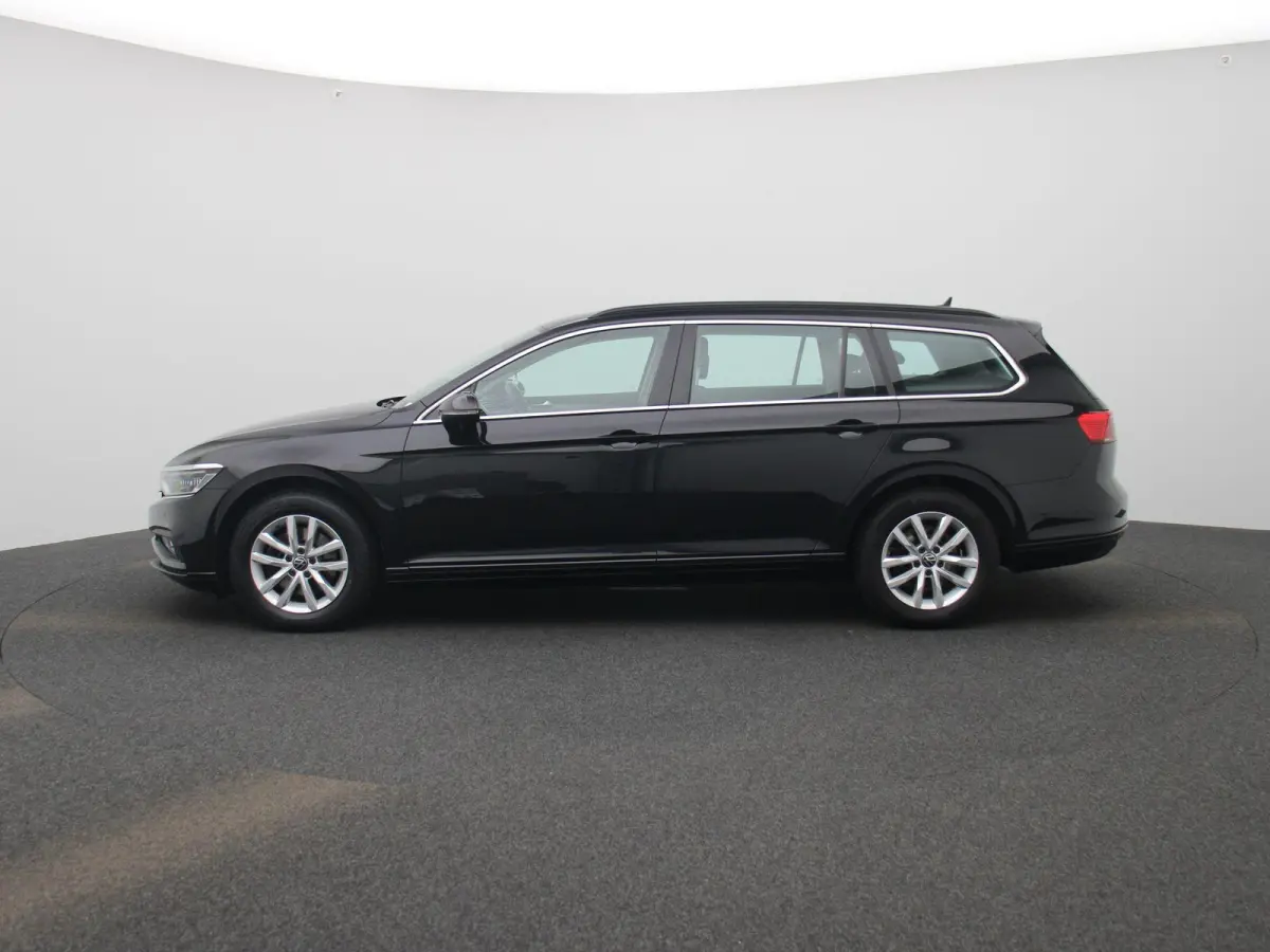 2.0 TDI Elegance Business R AUTOMAAT | SPORTSTOELEN | NAVIGATIE | APPLE CARPLAY | CAMERA | CLIMA | ADAPTIEVE CRUISE | DAB | PDC | ELEKTRISCHE KOFFERKLEP EN STOEL | 12 MAANDEN BOVAG GARANTIE 