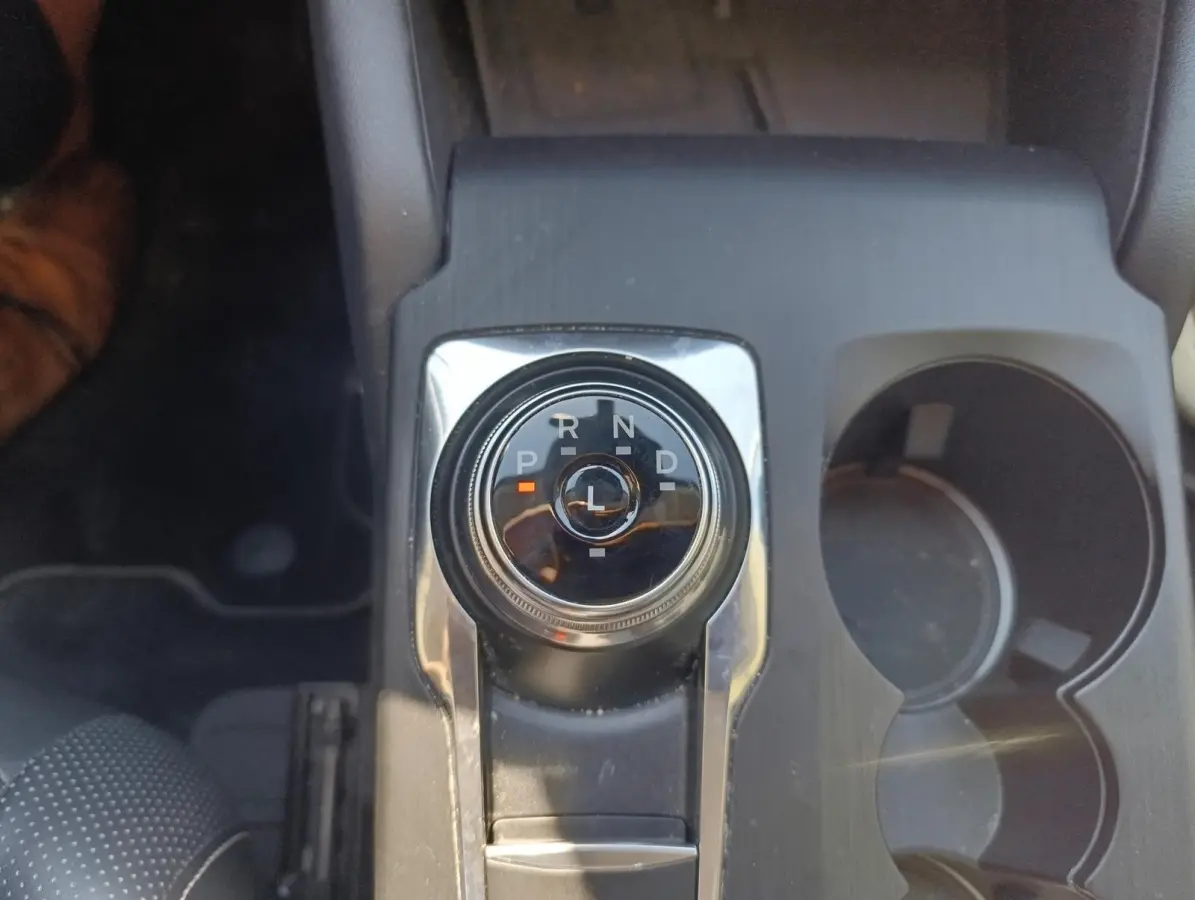 2.5 PHEV Vignale | Head-up display | Adaptieve Koplampen | Elek. stoel met Memory | Adaptieve Cruise | Elek. Achterklep | B&O audio | Dodehoeksensoren| Stoel/stuur voorruitverwarming