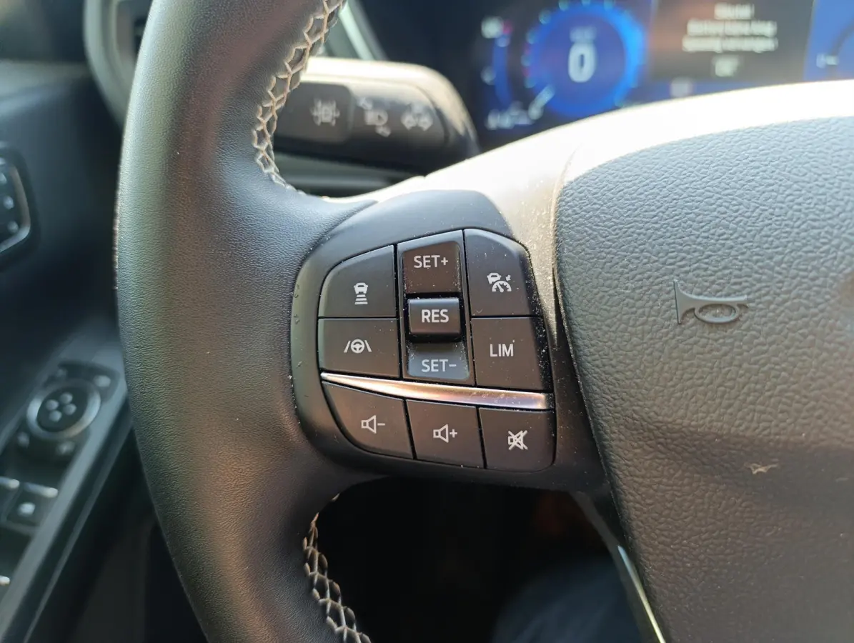 2.5 PHEV Vignale | Head-up display | Adaptieve Koplampen | Elek. stoel met Memory | Adaptieve Cruise | Elek. Achterklep | B&O audio | Dodehoeksensoren| Stoel/stuur voorruitverwarming