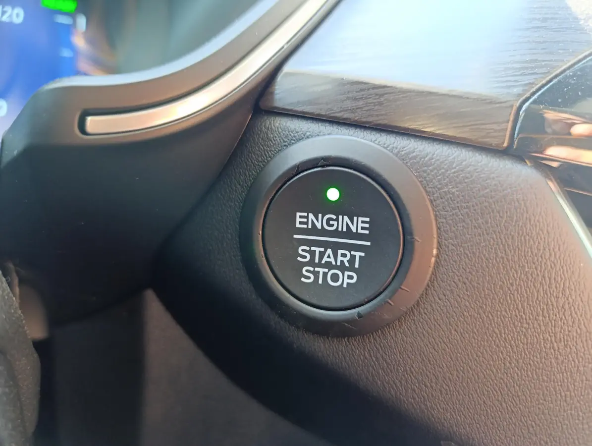 2.5 PHEV Vignale | Head-up display | Adaptieve Koplampen | Elek. stoel met Memory | Adaptieve Cruise | Elek. Achterklep | B&O audio | Dodehoeksensoren| Stoel/stuur voorruitverwarming