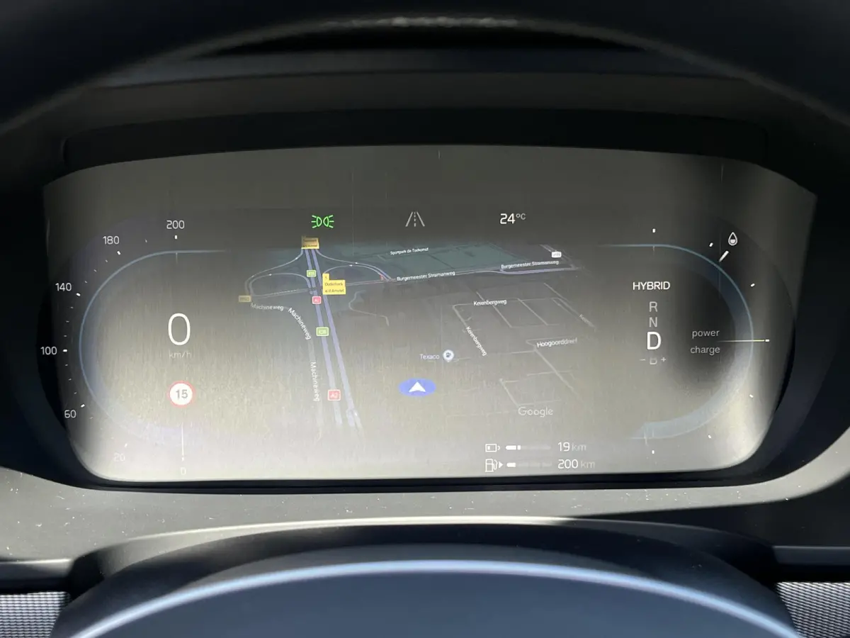 T6 AWD R-Design | Blis | Pano dak | Trekhaak | AppleCarplay | Google | Keyless | Stuur en Stoel verwarming | Harman Kardon audio | Elektrische stoelen |