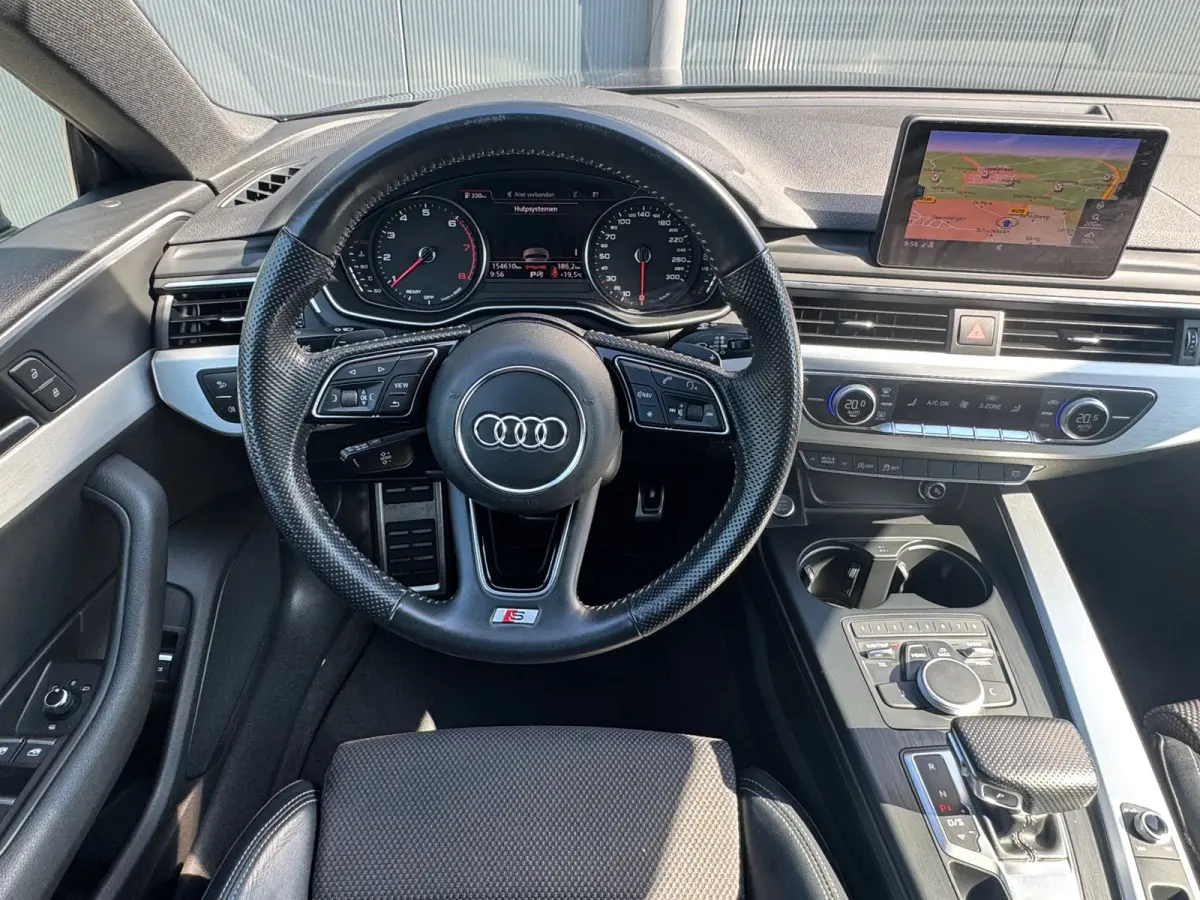 2.0 TFSI S-line * Optiek Zwart * 19 inch * Led * El. klep *