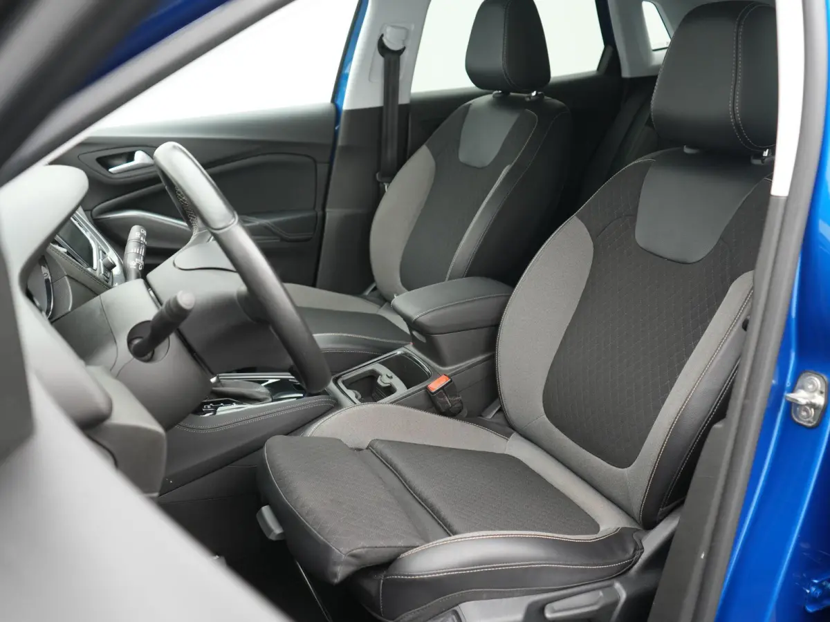 1.2 Turbo Business Edition AUTOMAAT | NAVIGATIE | STOELVERWARMING | CAMERA