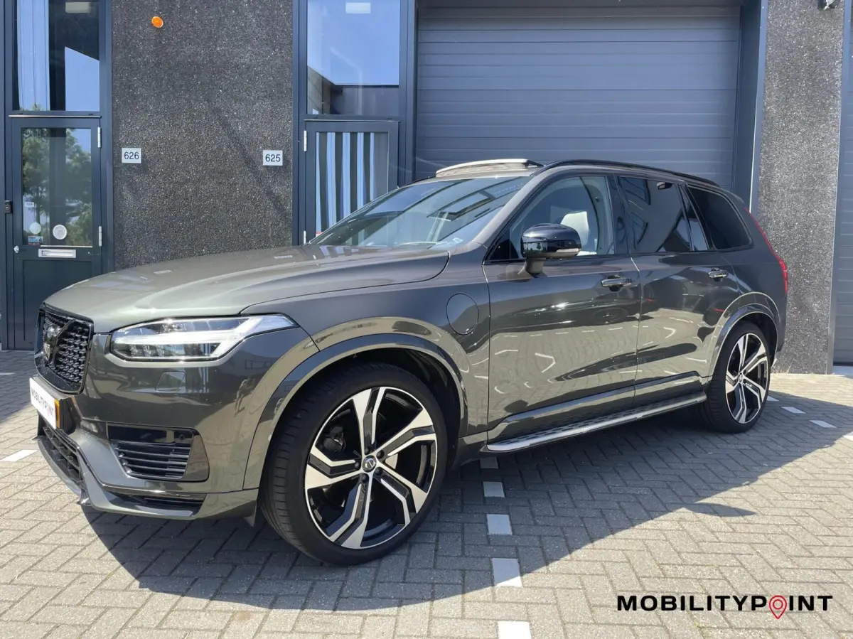 2.0 T8 Twin Engine AWD R-Design|Pano|B&W|Luchtver