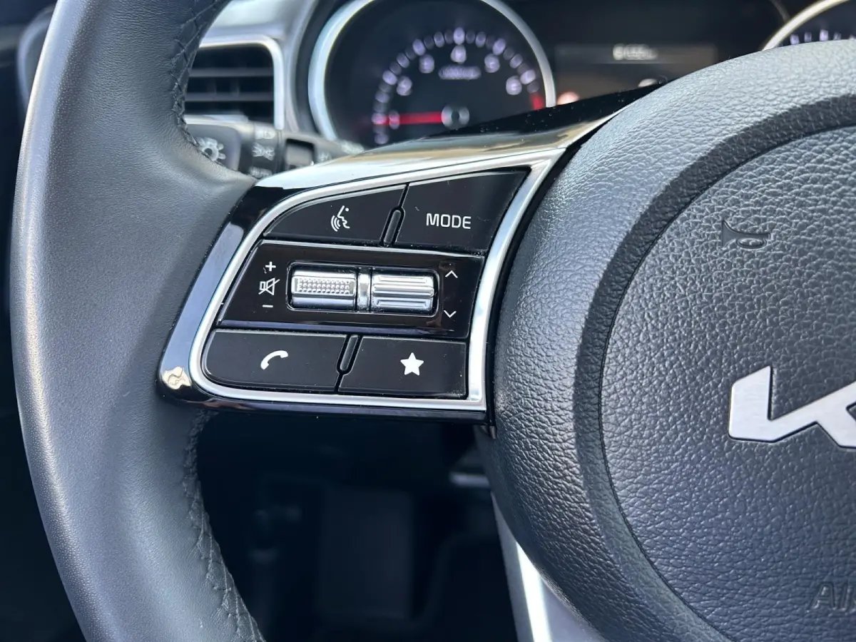 1.0 T-GDi ComfortLine | Navigatie | Apple Carplay/Android | Climate Control | Cruise Control | Metallic |