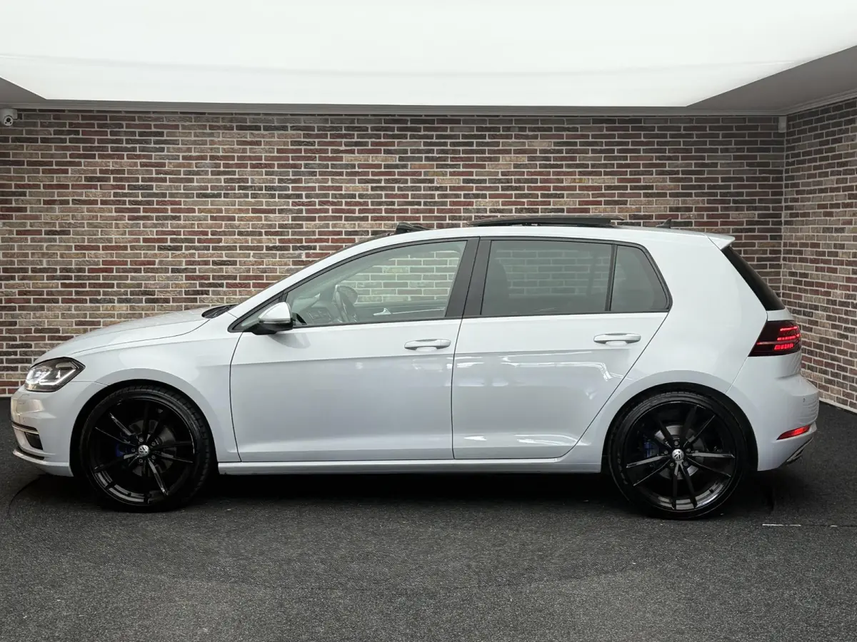 1.4 TSI Highline Pano, Virtueel Dash, Stoelverwarming, Camera, DSG, R-Velgen