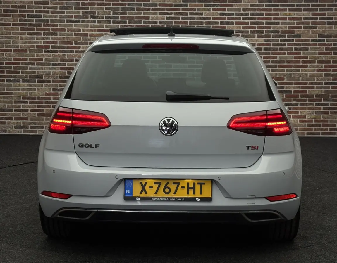 1.4 TSI Highline Pano, Virtueel Dash, Stoelverwarming, Camera, DSG, R-Velgen