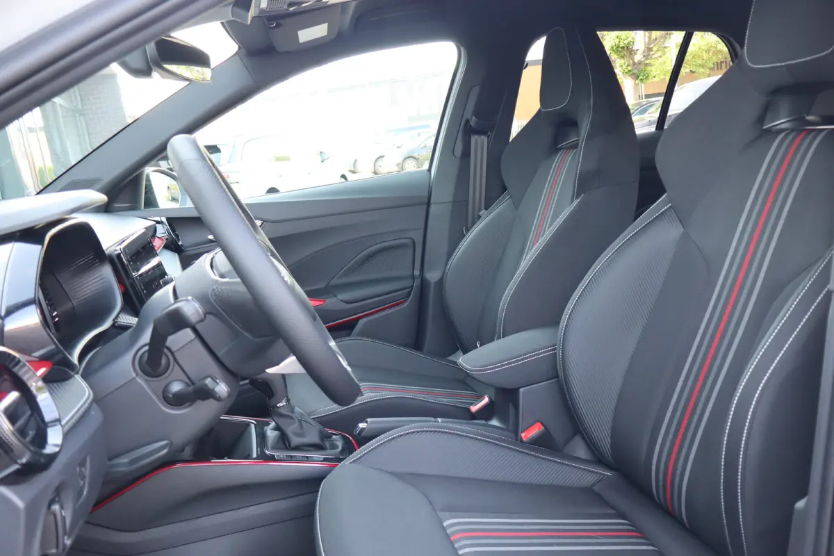 Monte Carlo AUTOMAAT | Achteruitrijcamera | Cruise control met speedlimiter | Driver Activity Assistant, vermoeidheid waarschuwingssysteem