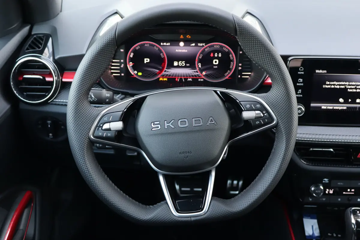 Monte Carlo AUTOMAAT | Achteruitrijcamera | Cruise control met speedlimiter | Driver Activity Assistant, vermoeidheid waarschuwingssysteem