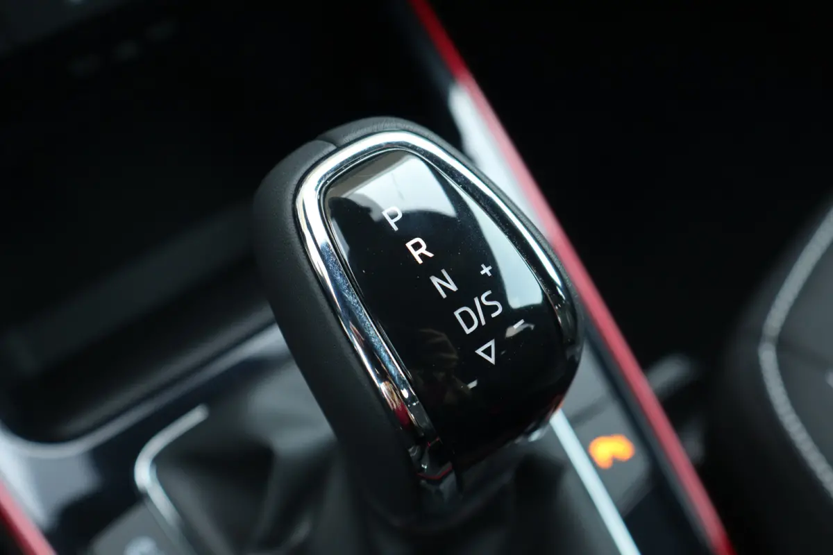 Monte Carlo AUTOMAAT | Achteruitrijcamera | Cruise control met speedlimiter | Driver Activity Assistant, vermoeidheid waarschuwingssysteem