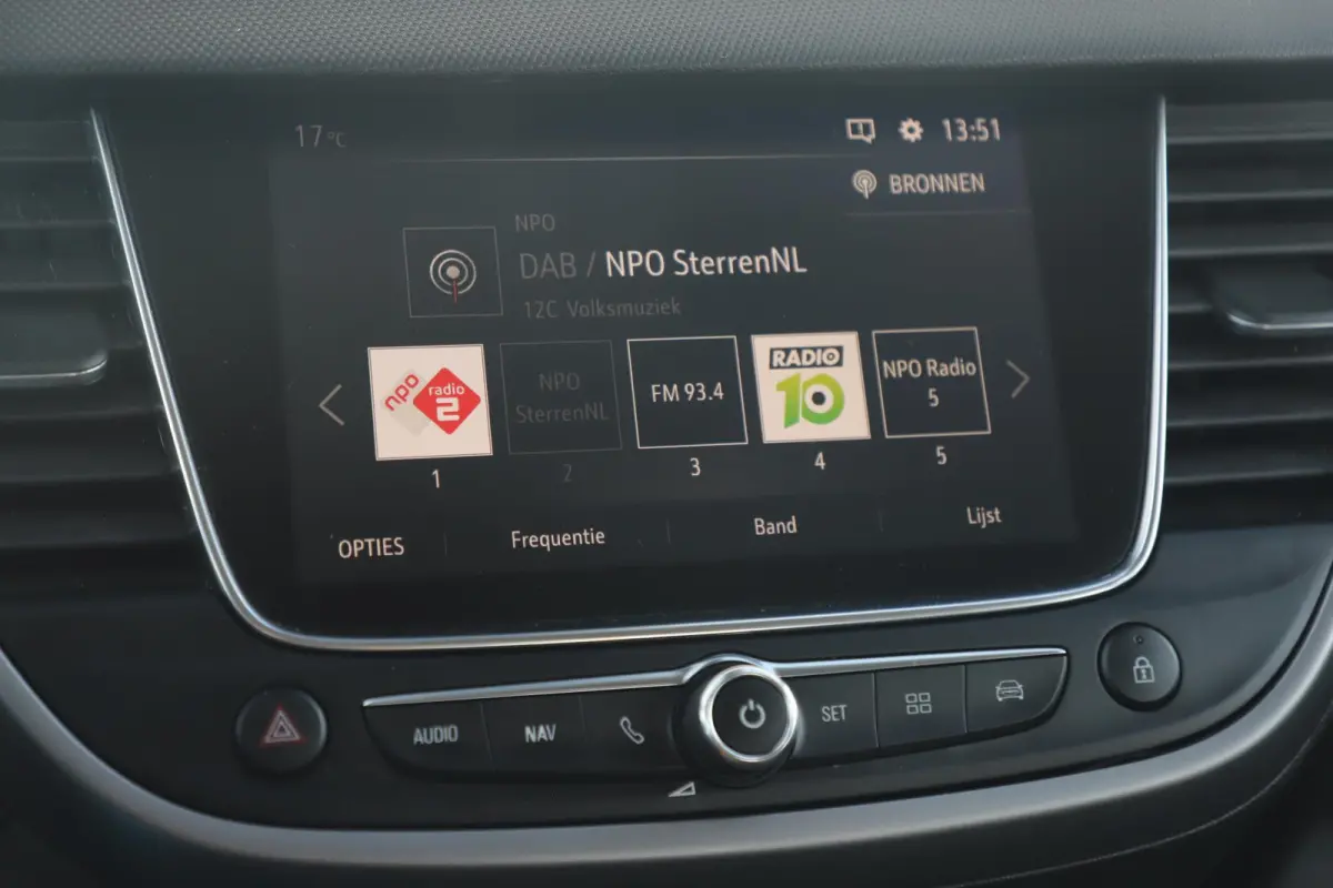 1.2 Online Edition Navigatie Airco Cruise PDC Bluetooth Carplay Android Lane Assist 16 inch LMV