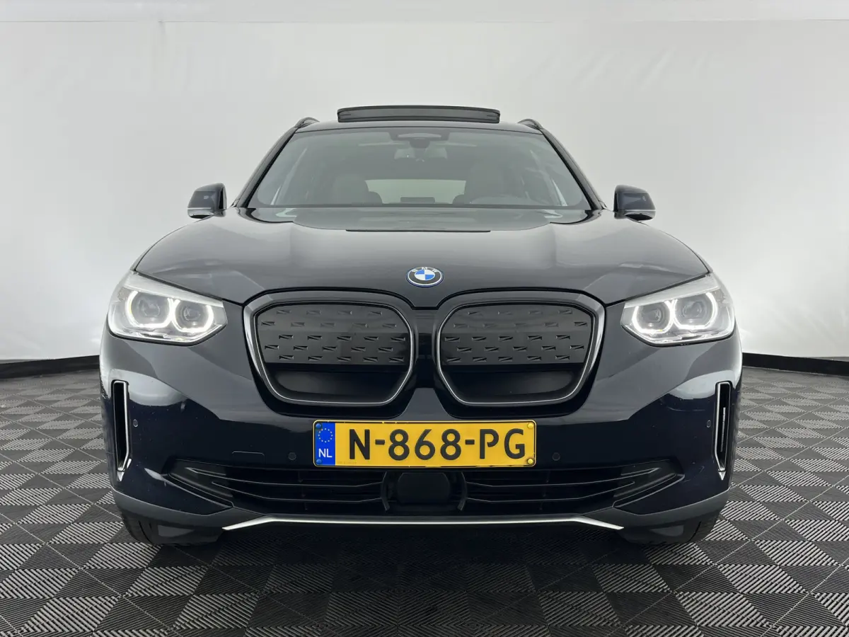 Executive 80 kWh [3-Fase-11kW ] {SoH-99%} (INCL-BTW) Aut. *HEATPUMP | PANO | LEATHER | ADAPTIVE-CRUISE | FULL-LED | BLIND-SPOT | MEMORY-PACK | DIGI-COCKPIT | HEATED-COMFORTSEATS | KEYLESS | 