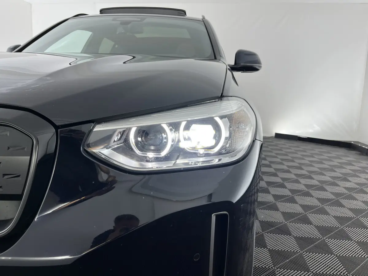 Executive 80 kWh [3-Fase-11kW ] {SoH-99%} (INCL-BTW) Aut. *HEATPUMP | PANO | LEATHER | ADAPTIVE-CRUISE | FULL-LED | BLIND-SPOT | MEMORY-PACK | DIGI-COCKPIT | HEATED-COMFORTSEATS | KEYLESS | 