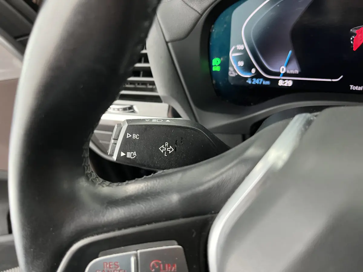 Executive 80 kWh [3-Fase-11kW ] {SoH-99%} (INCL-BTW) Aut. *HEATPUMP | PANO | LEATHER | ADAPTIVE-CRUISE | FULL-LED | BLIND-SPOT | MEMORY-PACK | DIGI-COCKPIT | HEATED-COMFORTSEATS | KEYLESS | 