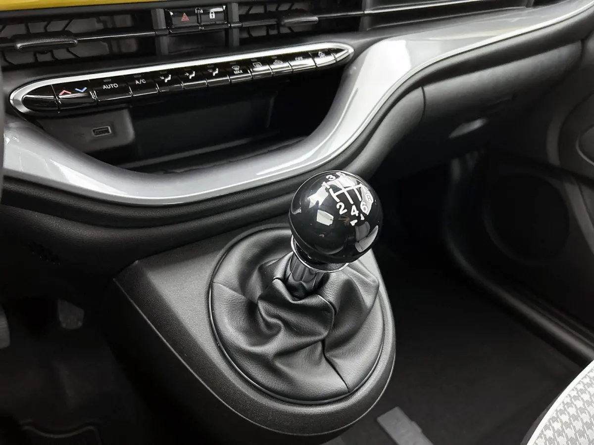 1.0 Hybrid Torino Launch Edition | Climate | AppleCarPlay/Android | 16'' LM velgen