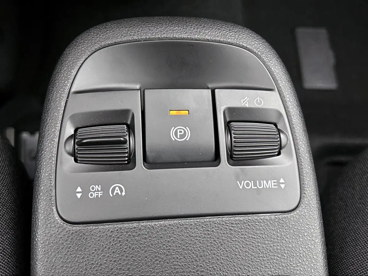 1.0 Hybrid Torino Launch Edition | Climate | AppleCarPlay/Android | 16'' LM velgen