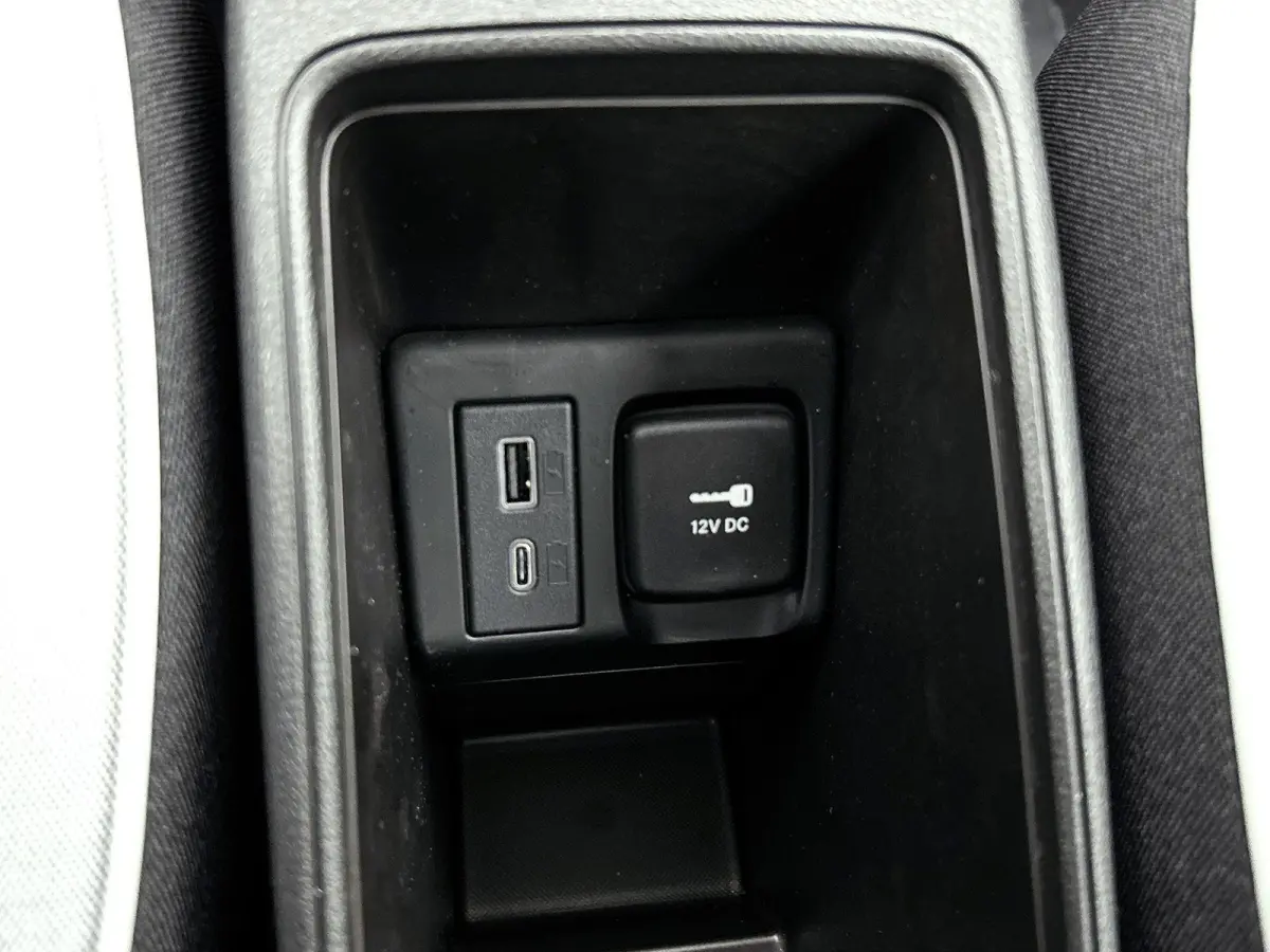 1.0 Hybrid Torino Launch Edition | Climate | AppleCarPlay/Android | 16'' LM velgen