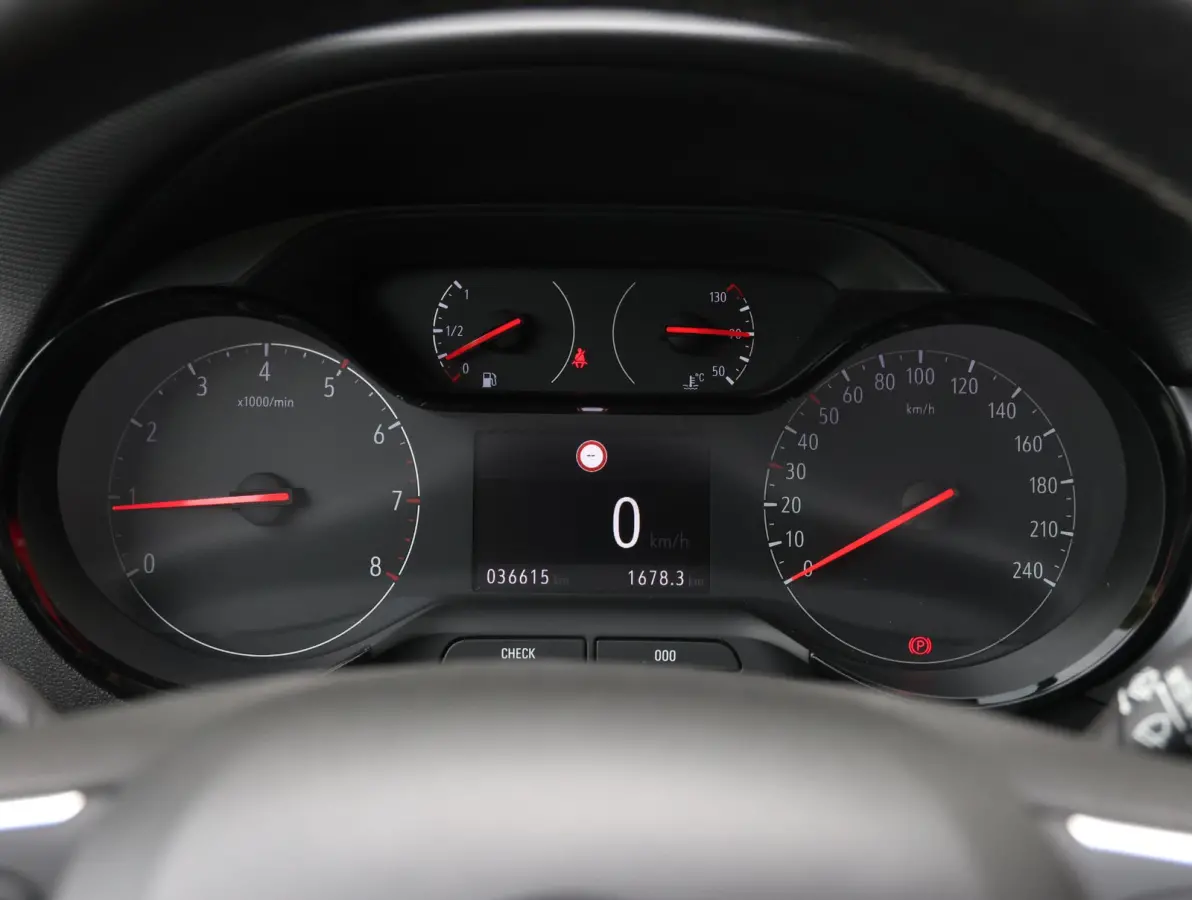 1.2 Turbo Edition | Trekhaak | Camera | Stoel- en stuurverwarming | Navigatie | Apple en Android