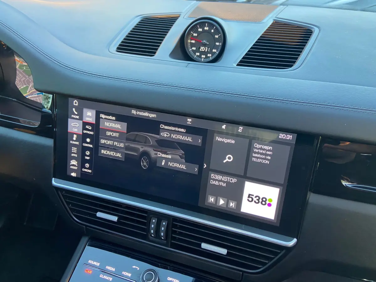 3.0 AUT8/PANO/CHRONO/TREKHAAK/BOSE/DEALERAUTO