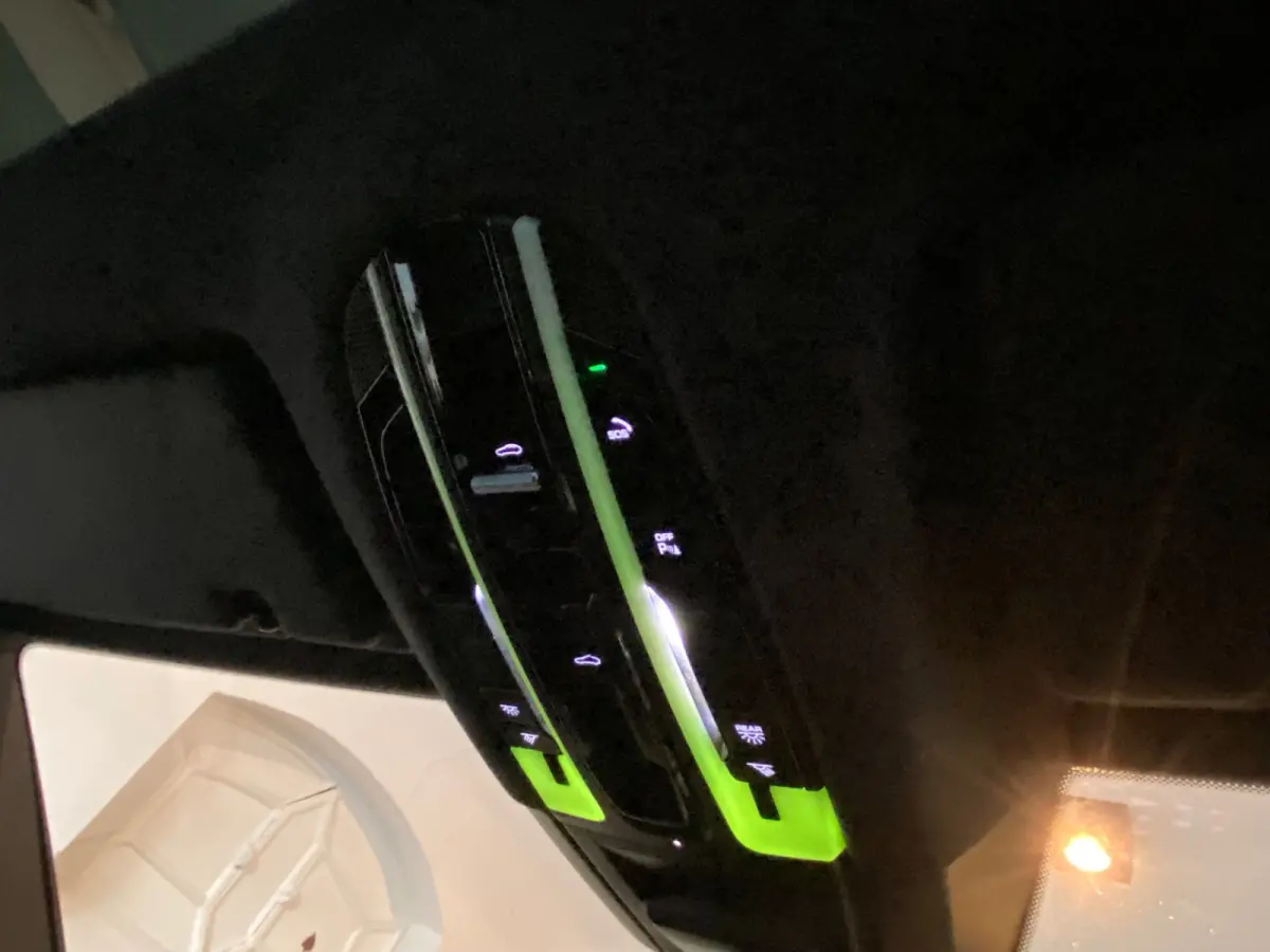 3.0 AUT8/PANO/CHRONO/TREKHAAK/BOSE/DEALERAUTO
