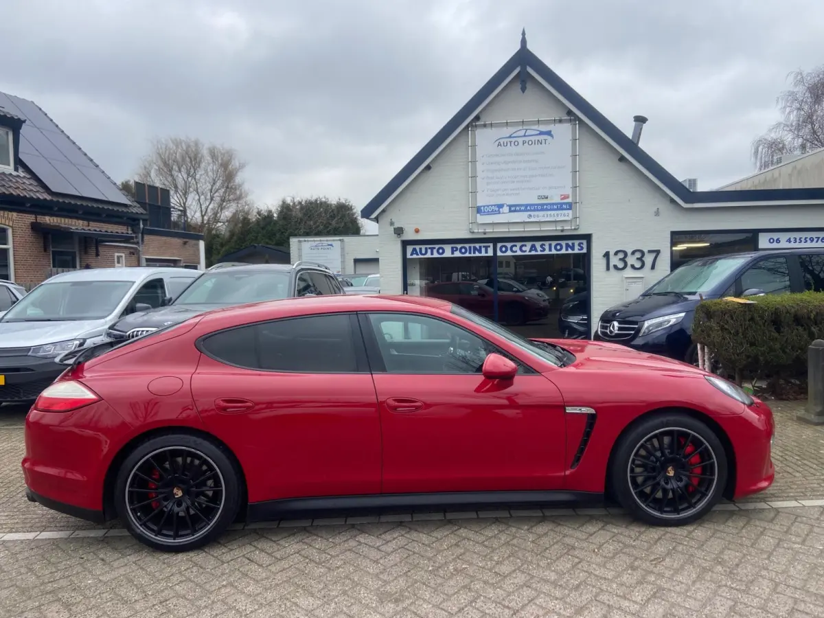 4.8 GTS 430PK NL-AUTO/LUCHT/TREKHAAK/NAVI